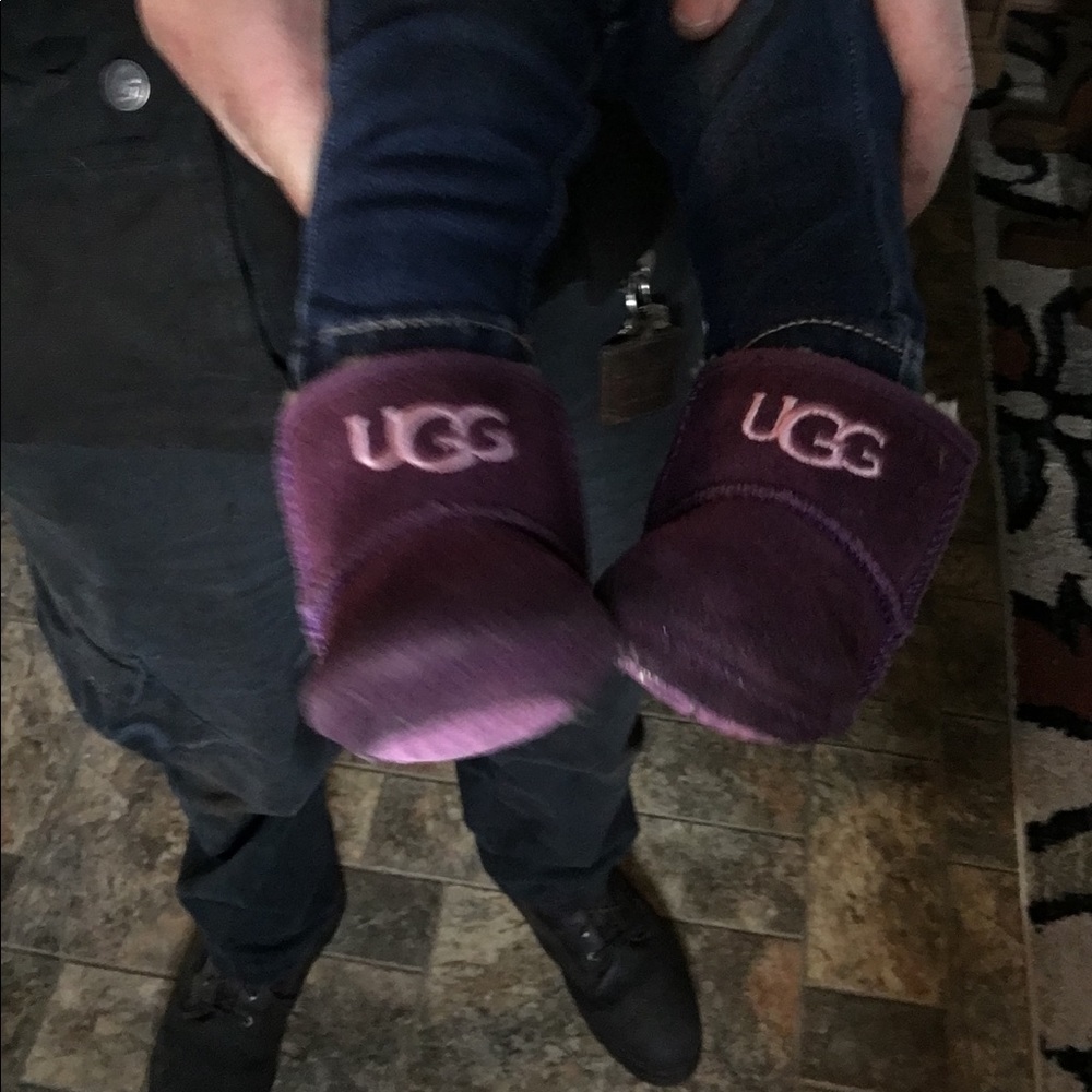 Uggs baby sz 2-3